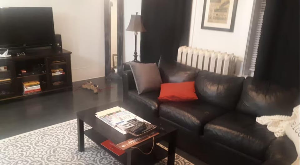 Communal lounge/ TV room, TV and multimedia, Living room