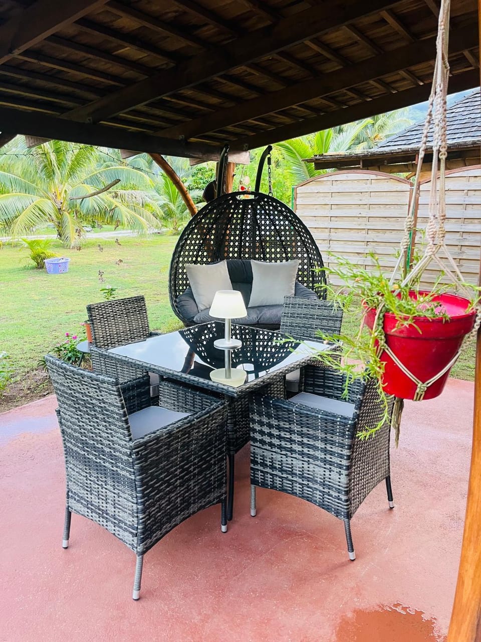 Bungalow TEIPO House in Moorea-Maiao
