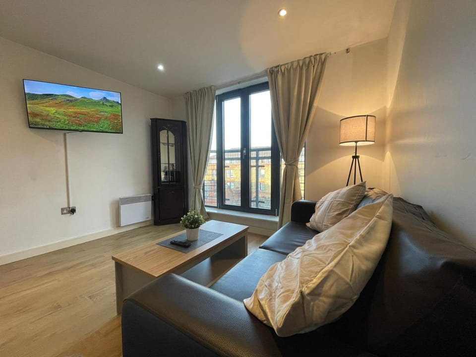 The Bow Hub Apartment in London Borough of Hackney