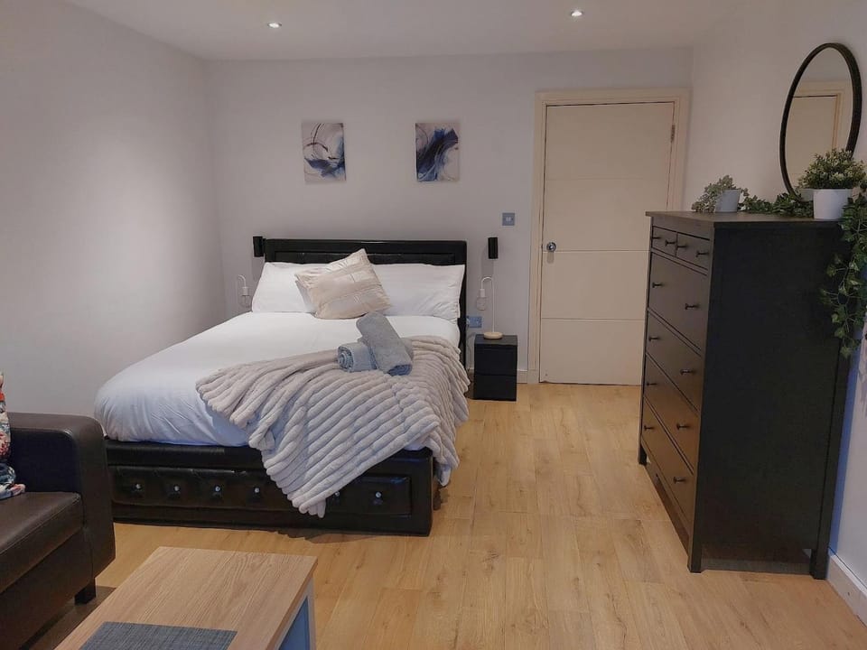 The Bow Hub Apartment in London Borough of Hackney