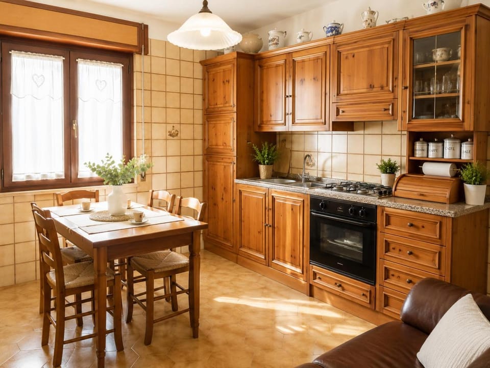 Kitchen or kitchenette, kitchen
