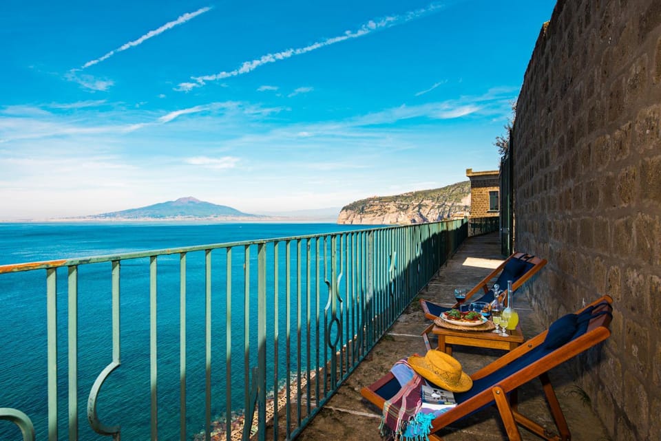 Natural landscape, View (from property/room), Balcony/Terrace, Sea view