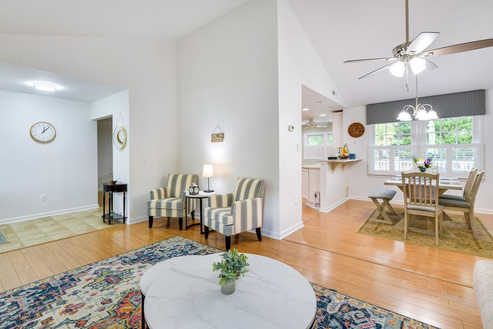 13 Mi to Annapolis: Dog-Friendly Home w/ Fire Pit! House in Prince Georges County
