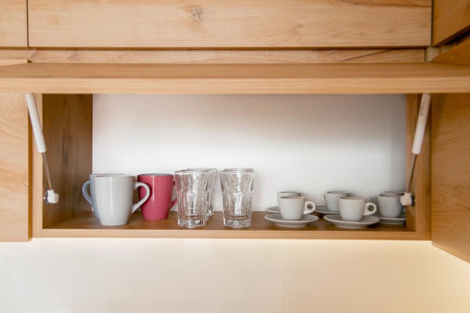 Coffee/tea facilities, Kitchen or kitchenette