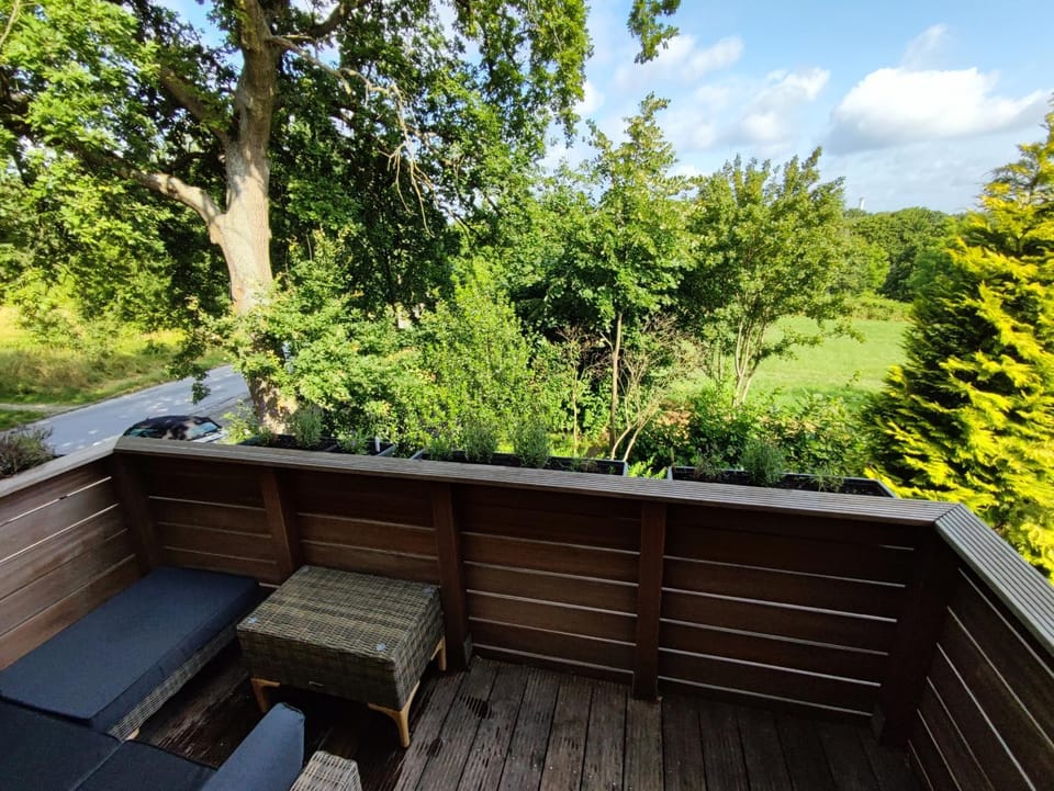 Natural landscape, View (from property/room), Balcony/Terrace, Balcony/Terrace, Garden view