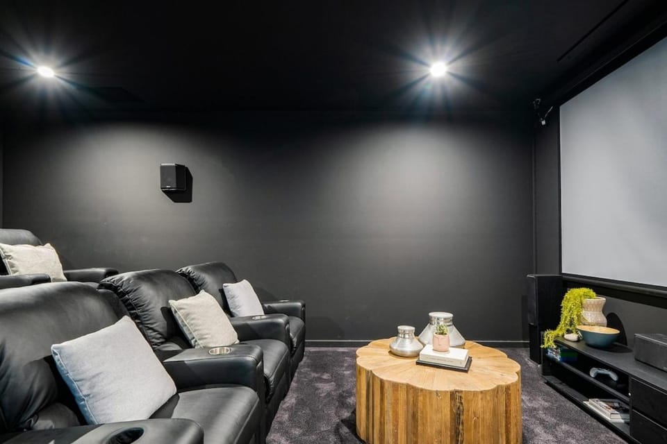 'Rockpool=' - Direct Beach Access House in Wollongong