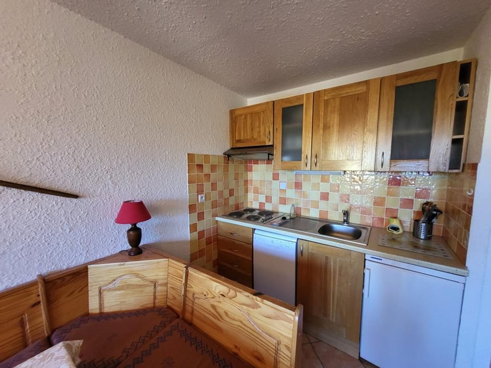 Appartement cosy 2 pièces, 6 pers, balcon, Montgenèvre - FR-1-266-217 Apartment in Montgenèvre