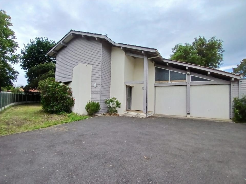 Spacieuse maison familiale 11 pers. avec jardin près du port de Capbreton - FR-1-239-1001 House in Capbreton