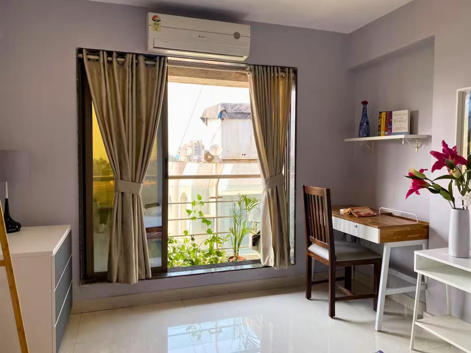 View (from property/room), Photo of the whole room, Seating area, air conditioner