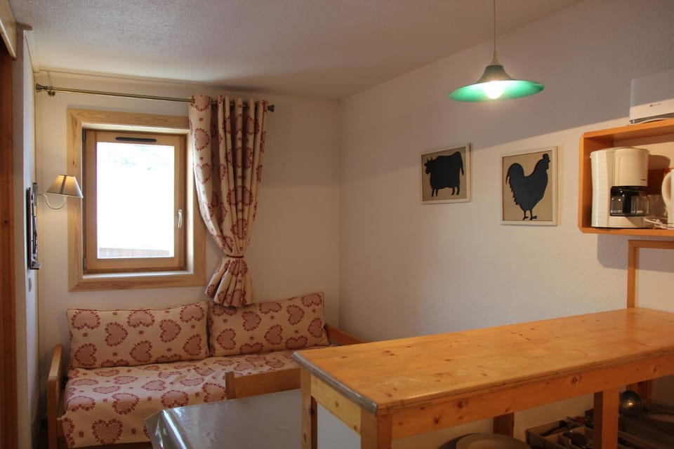 Résidence Arcelle - VAL THORENS location: Confortable appartement dans la rue piétonne MAE-9060 Apartment in Val Thorens