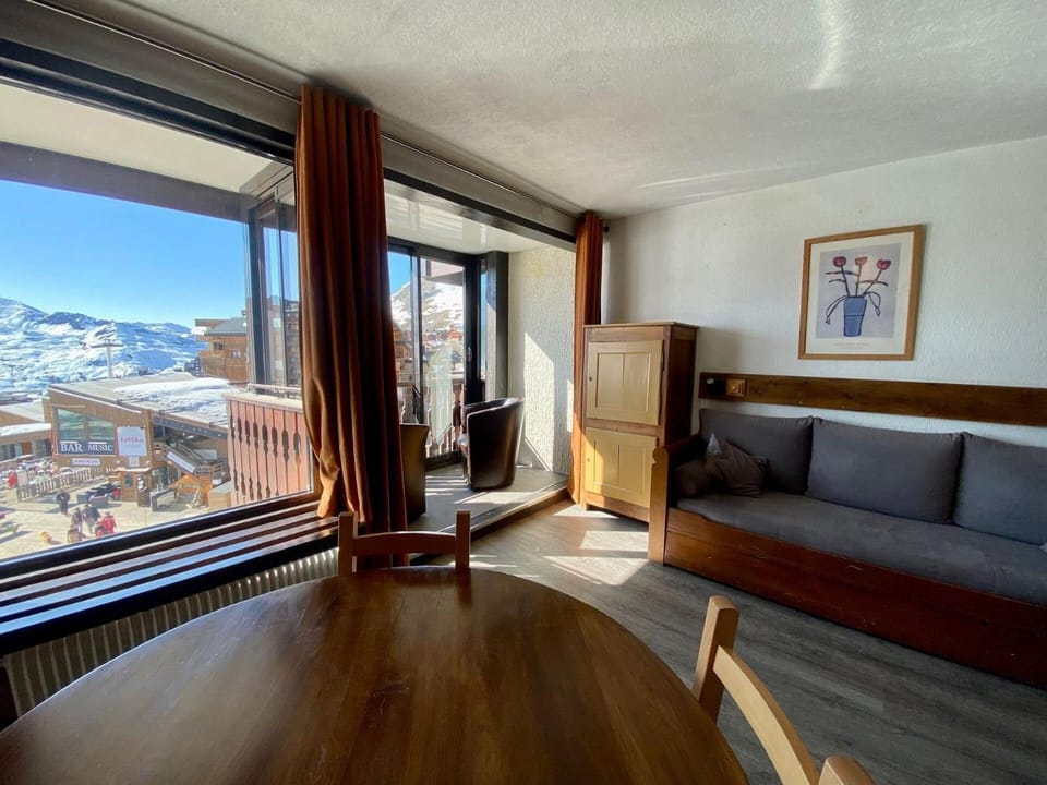 Résidence Glaciers - VAL THORENS location: studio pour 4 personnes avec balcon ensoleillé, quartier jeune et animé MAE-9077 Apartment in Les Allues