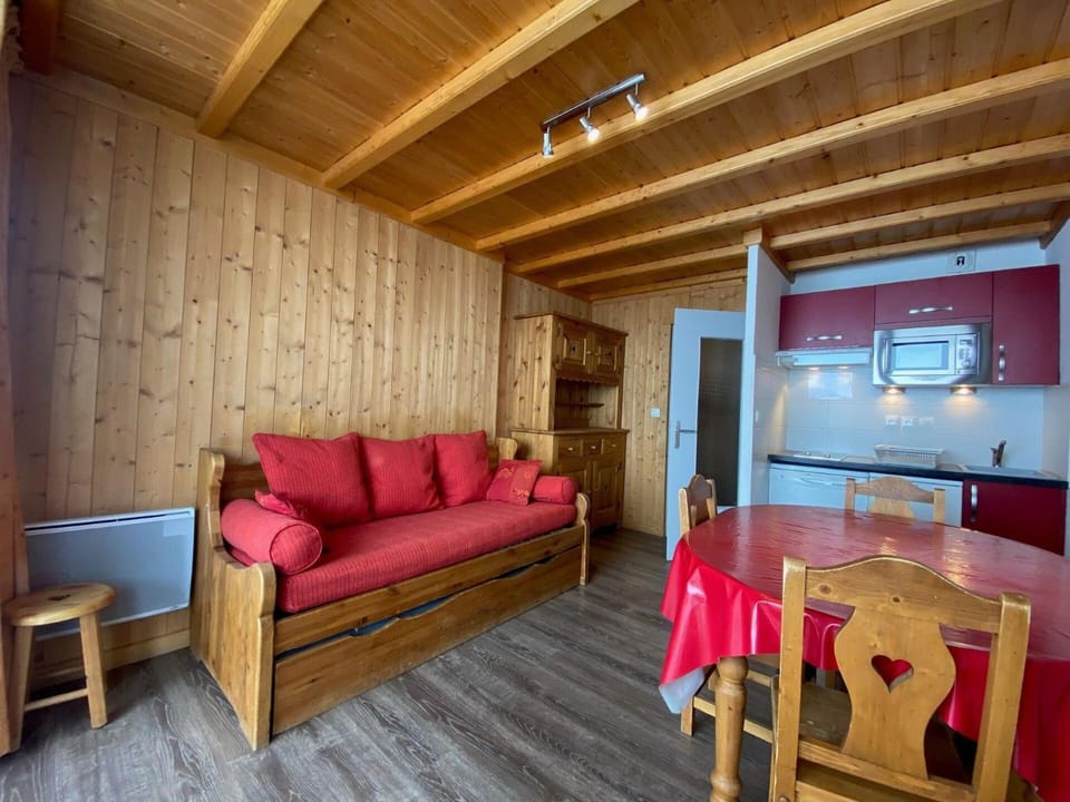 Résidence Lac Du Lou - VAL THORENS location: joli studio pour 4 avec une belle vue MAE-9093 Apartment in Val Thorens