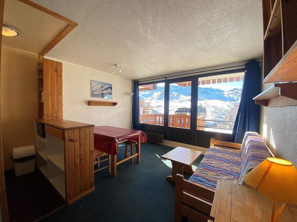 Résidence Neves - VAL THORENS location: Studio pour 4 personnes dans un quartier jeune et animé (LES NEVES) MAE-9095 Apartment in Les Allues