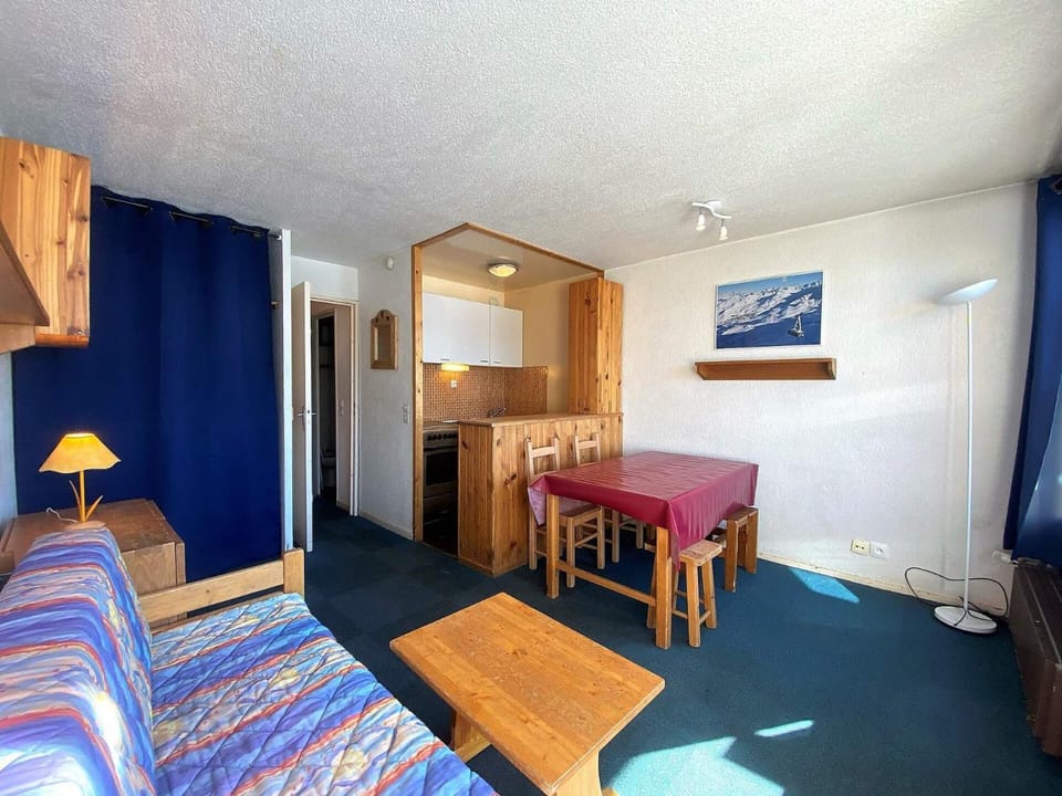 Résidence Neves - VAL THORENS location: Studio pour 4 personnes dans un quartier jeune et animé (LES NEVES) MAE-9095 Apartment in Les Allues