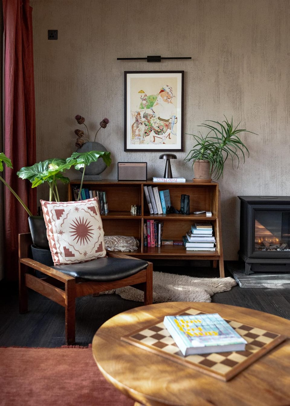 Living room, Seating area, flat iron