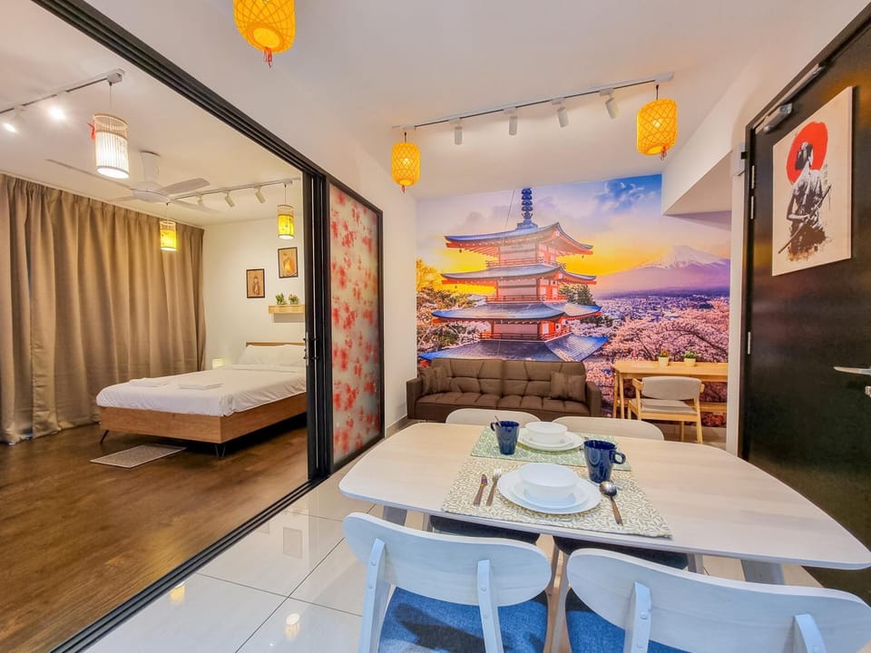 Bed, Dining area