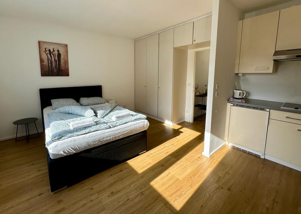 Bed, Photo of the whole room