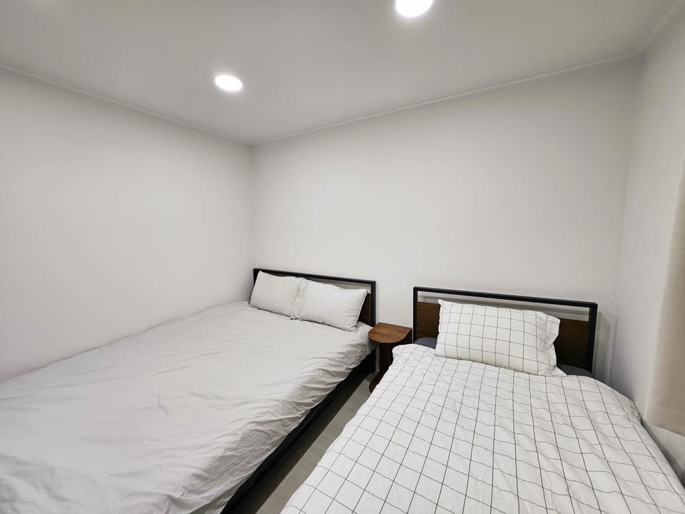Millionbear Stay Bed and Breakfast in Seoul