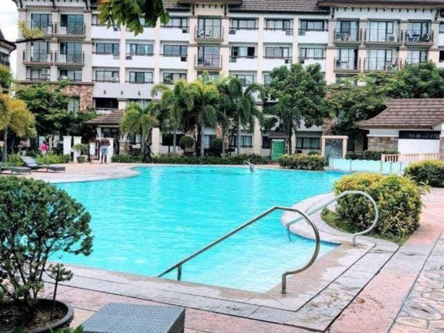 One Oasis A14 Shortwalk to Sm City Davao + free wifi+ Netflix Apartment hotel in Davao City