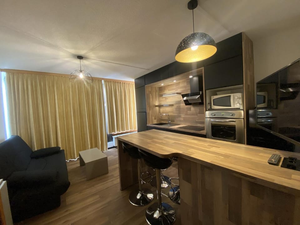 Résidence Neves - VAL THORENS location: magnifique studio pour 4 dans quartier animé MAE-3794 Apartment in Les Allues