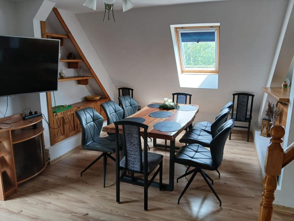 Apartament u Oli Apartment in Lower Silesian Voivodeship