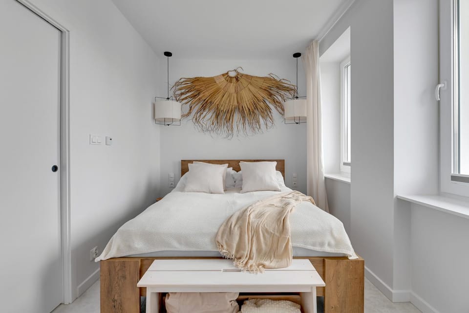 Bed, Photo of the whole room, Decorative detail, Bedroom, Area and facilities