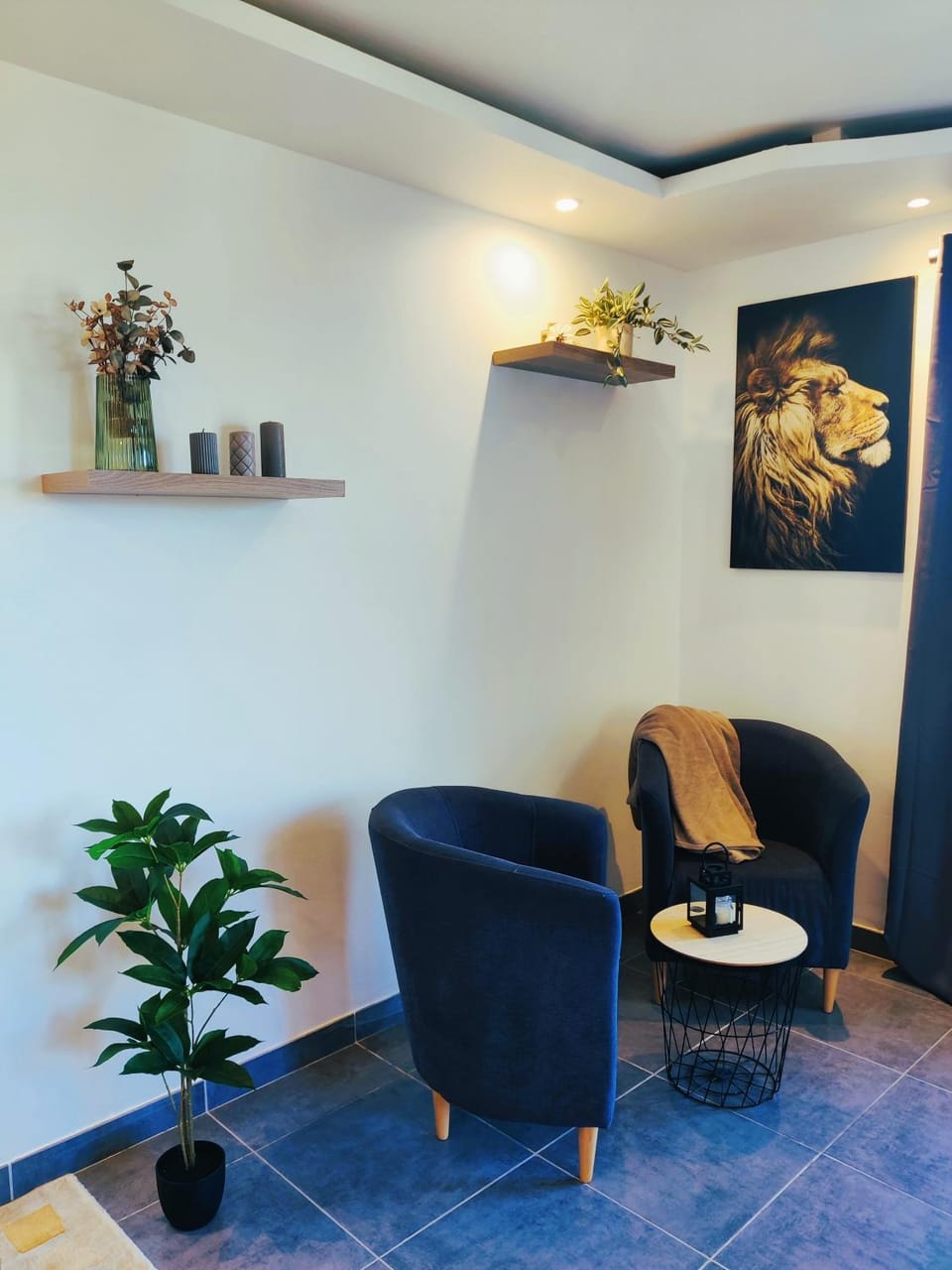Living room, Seating area