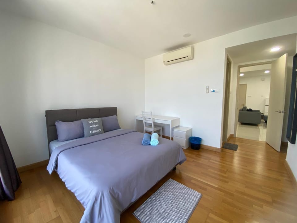Bed, Photo of the whole room, Bedroom, towels, air conditioner
