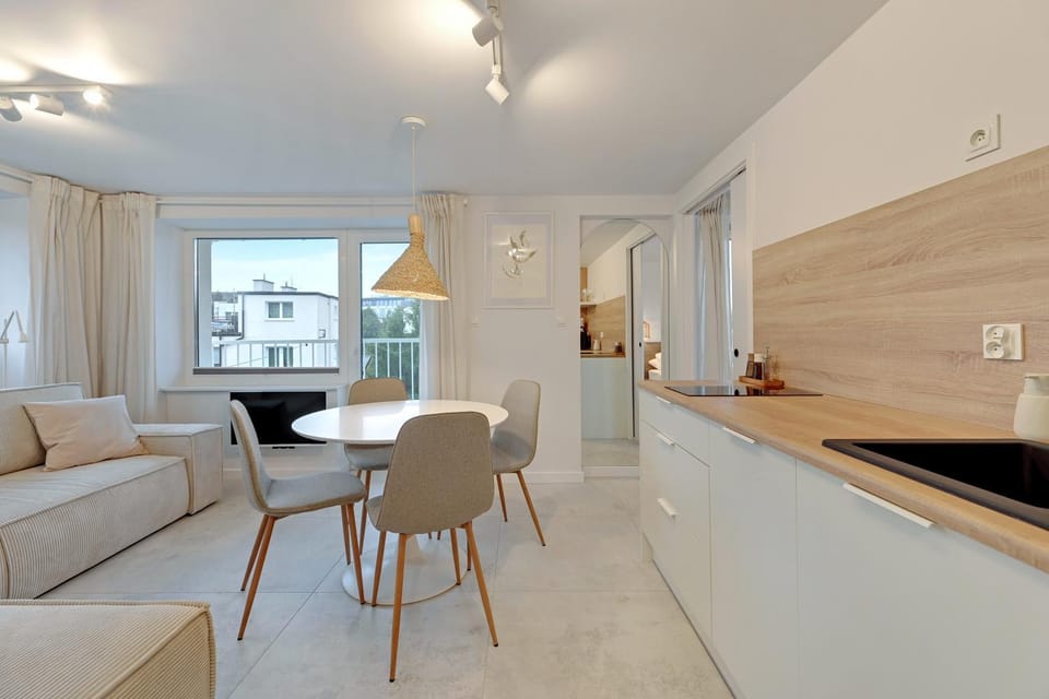 Kitchen or kitchenette, Living room, Photo of the whole room, Decorative detail, Dining area, Area and facilities