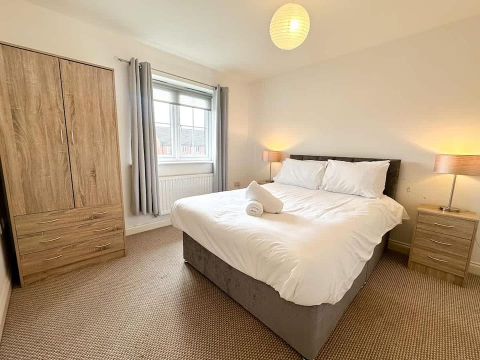 Aidan House by Blue Skies Stays House in Middlesbrough