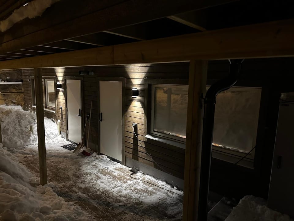 Facade/entrance, Night, Winter