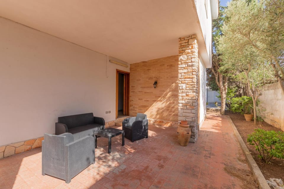 Property building, Patio