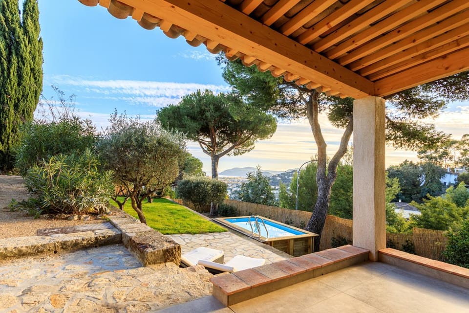 Garden view, Pool view