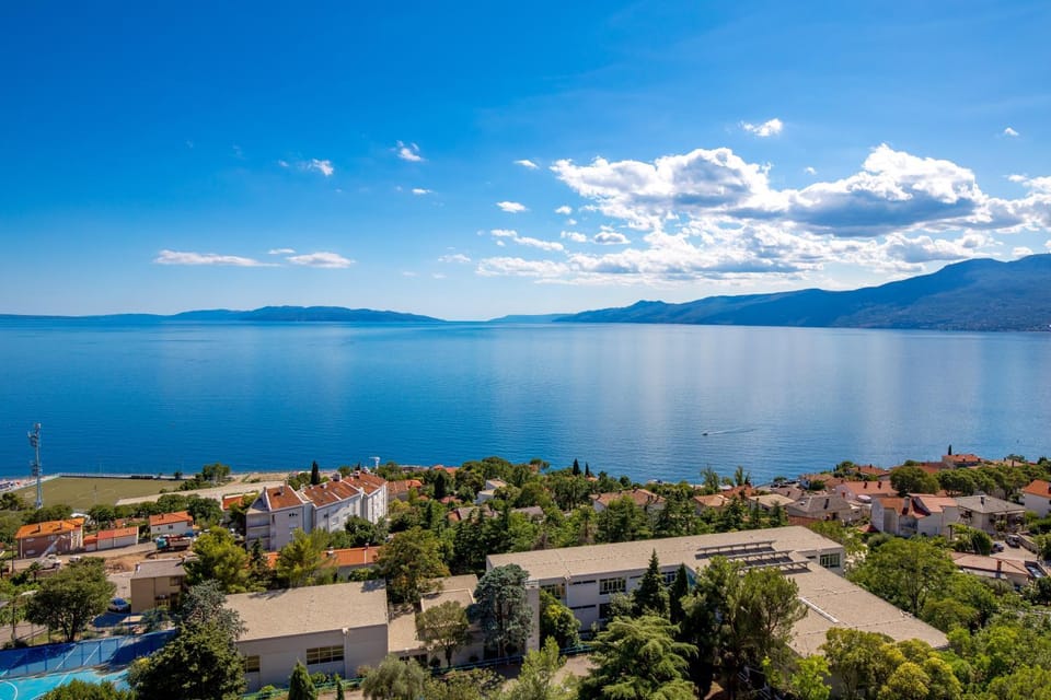 Day, Sea view
