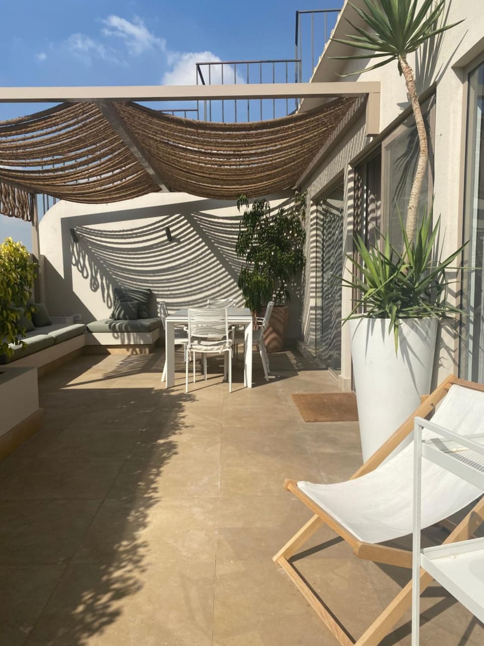 Balcony/Terrace, Balcony/Terrace