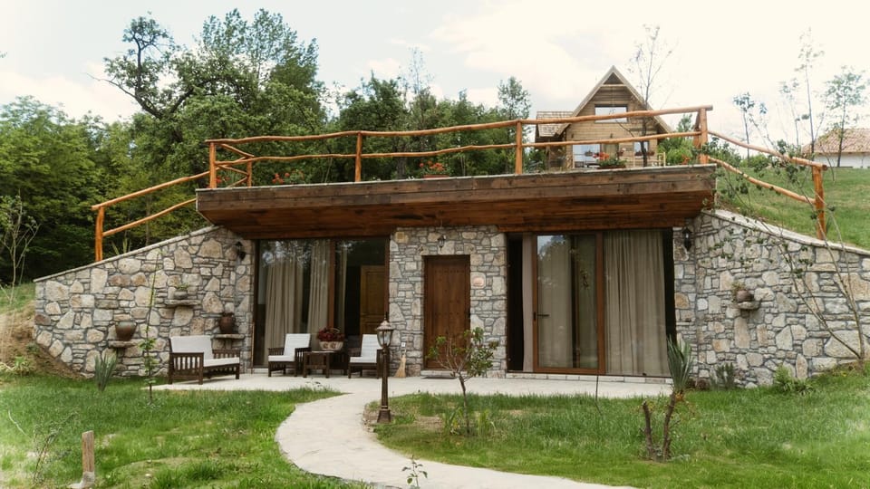 Property building, Natural landscape, Garden, Garden view