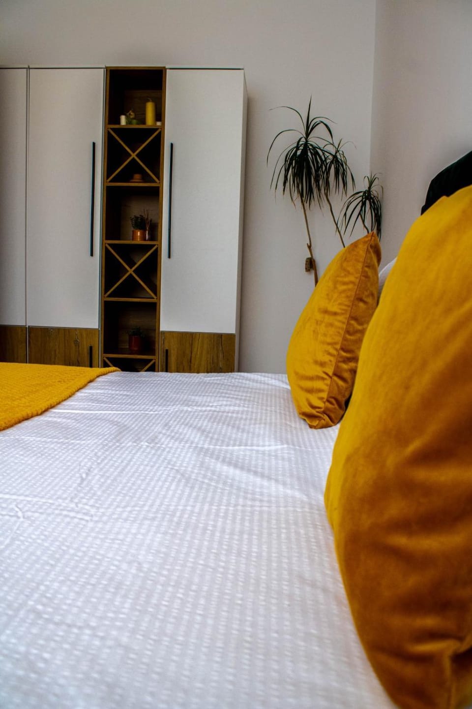 Bed, Bedroom, wardrobe