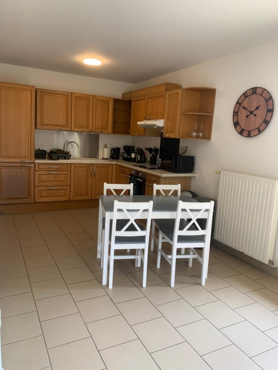 Coffee/tea facilities, Kitchen or kitchenette, Dining area, minibar, pet friendly, stove