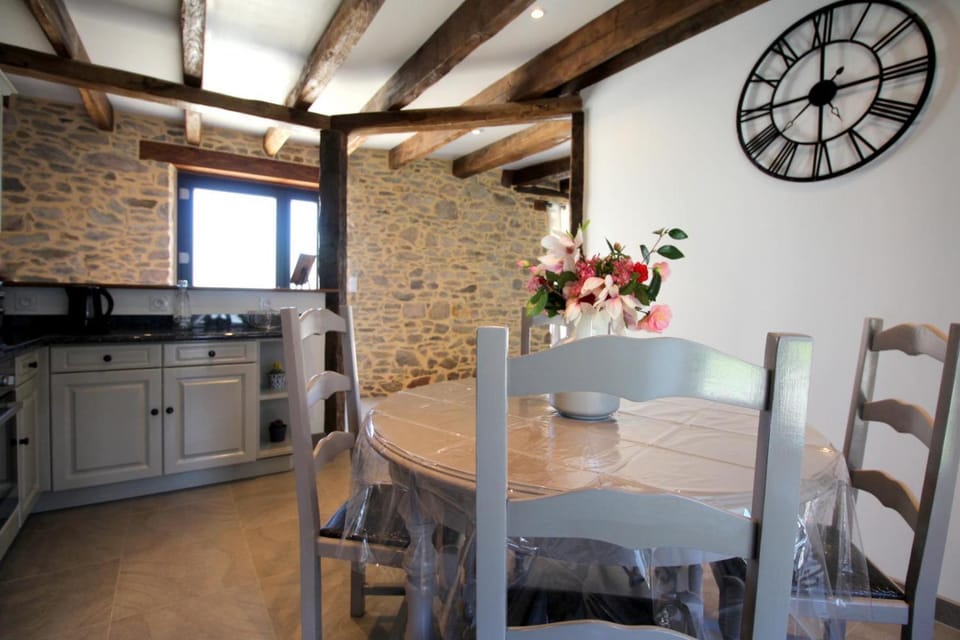 Les chambaudies House in Nouvelle-Aquitaine