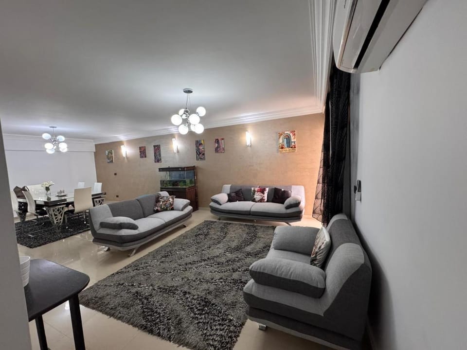TV and multimedia, Seating area