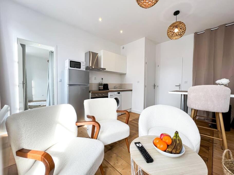Hyper-centre de Grenoble, suite parentale - wifi fibre - cocon Apartment in Grenoble