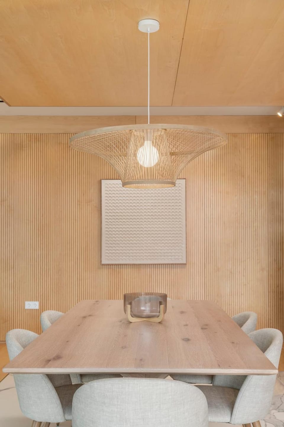 TV and multimedia, Dining area