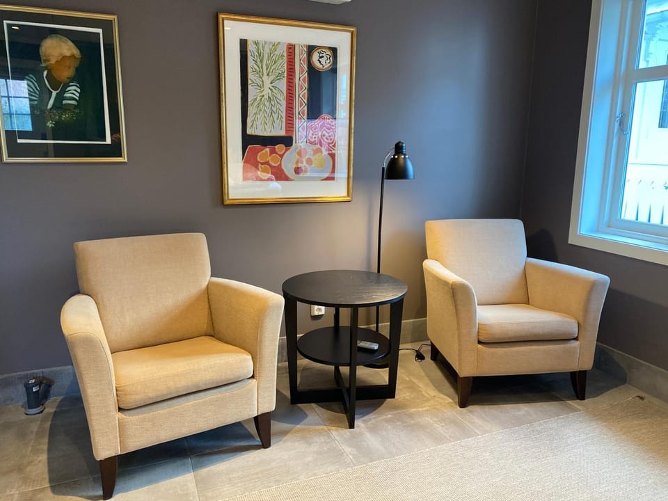 Seating area