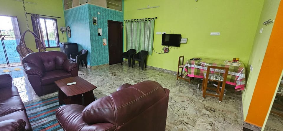 TV and multimedia, Living room, Dining area