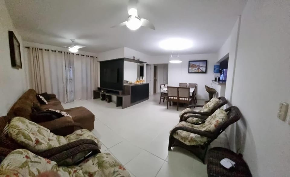 Pé na areia Apartment in Bertioga