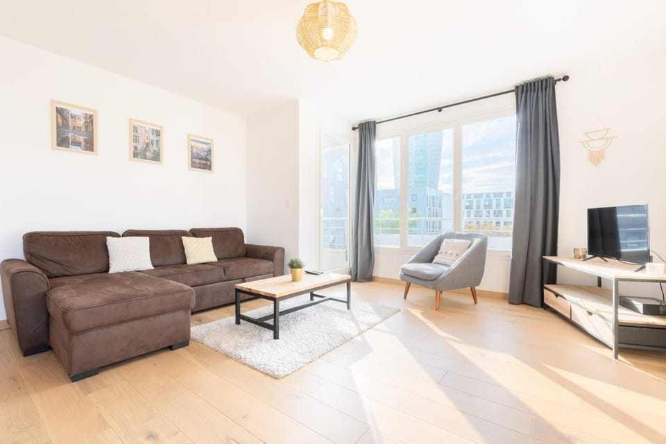 Beautiful apartment equipped near train parking Apartment in Lille