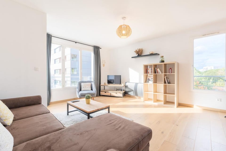 Beautiful apartment equipped near train parking Apartment in Lille
