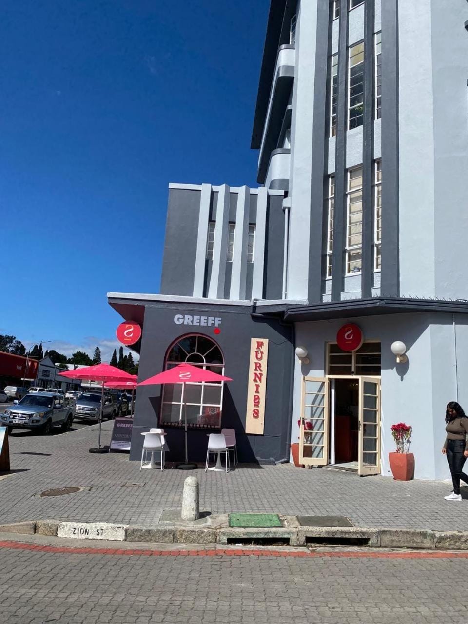 Property building, Day, Neighbourhood, Street view, Location