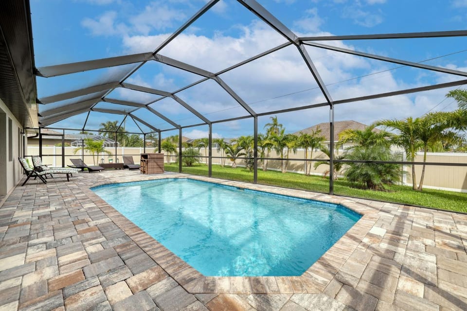 Magnolia House - Cape Coral 2020 Pool Home Villa in Cape Coral