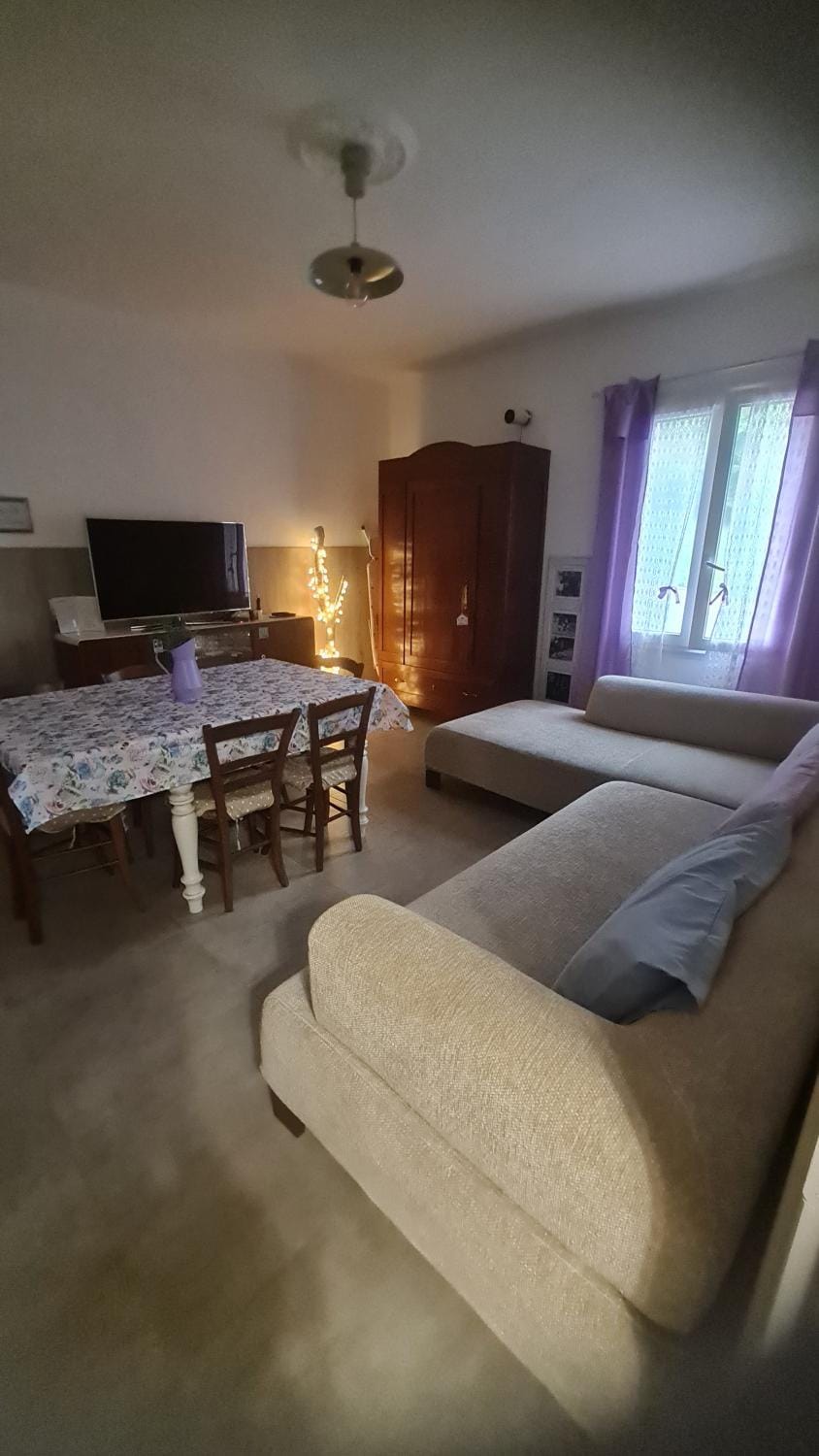 Communal lounge/ TV room, Seating area